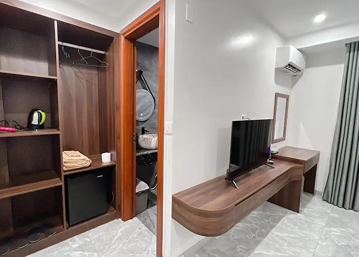 Tuần Châu Hqt Hotel 3*
